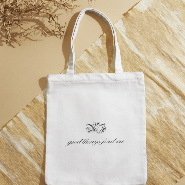Tote Bag "Good things find me"