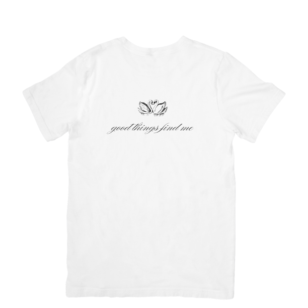 Camiseta "Good things find me"