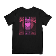 Camiseta ojo con corazón rosa
