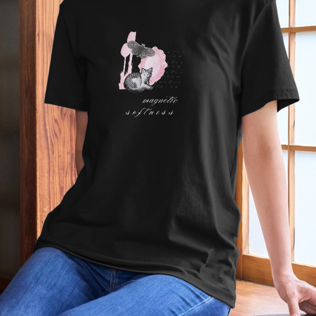 Camiseta "Magnetic Softness"