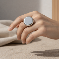 Anillo plateado con disco