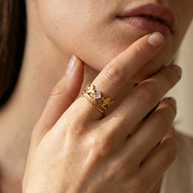 Anillo triple dorado corona