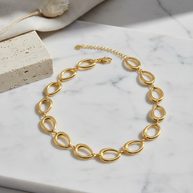 Collar dorado de eslabones ovalados irregulares