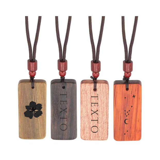 Collares colgante de madera personalizables