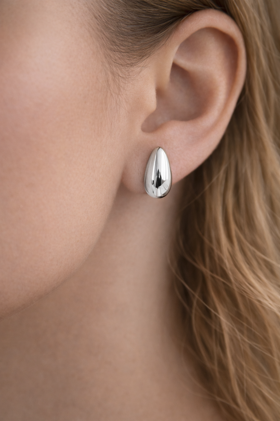 Pendientes plateados gota