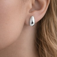 Pendientes plateados gota