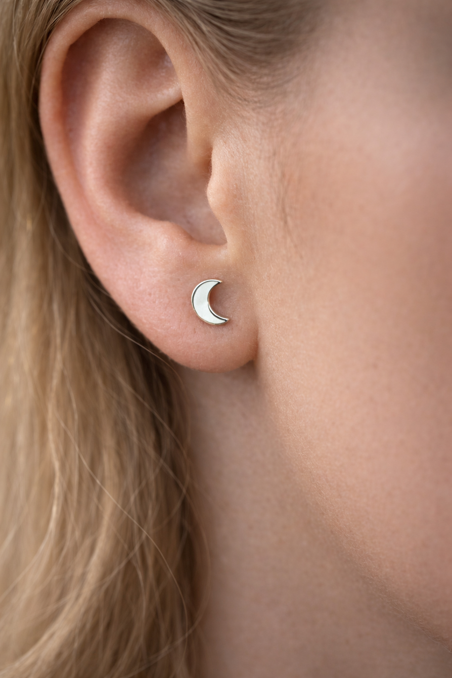 Pendientes luna plateada