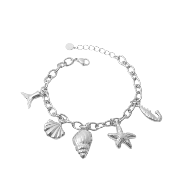 Pulsera con colgantes marinos