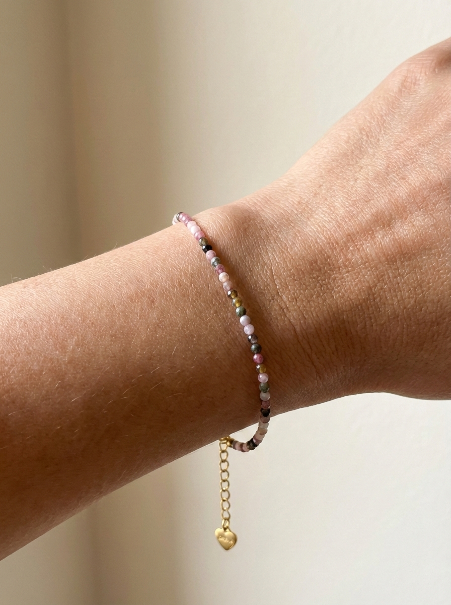 Pulsera dorada piedras multicolores