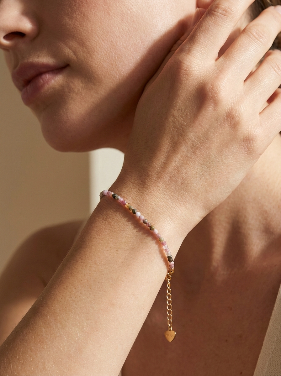 Pulsera dorada piedras multicolores