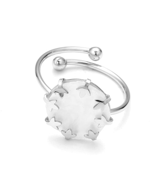 Anillo abierto plateado de círculo