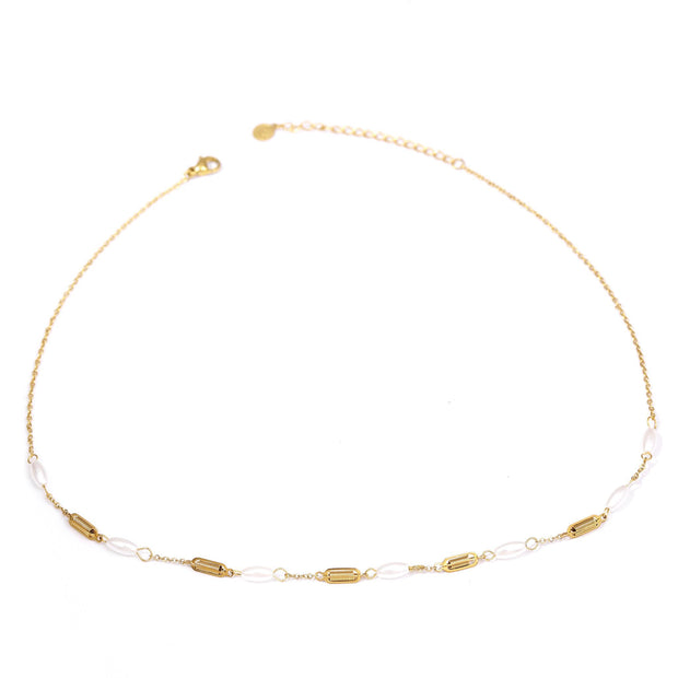 Colgante dorado perlas y panal de abeja