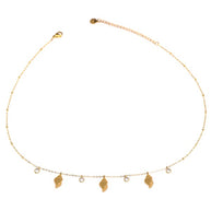 Collar de caracola dorada con circonitas