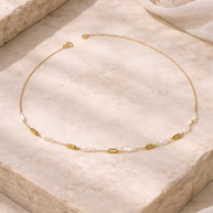 Colgante dorado perlas y panal de abeja