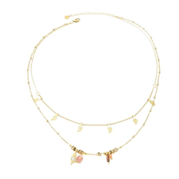 Collar dorado doble con hojas y piedras corales