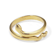 Anillo dorado con diseño de serpiente