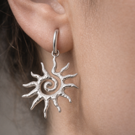 Pendientes plateados sol espiral