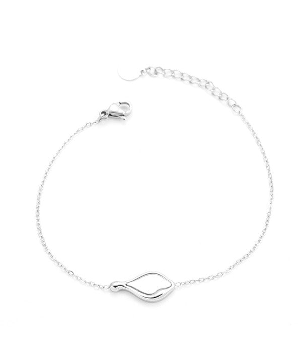 Pulsera plateada con gota de agua